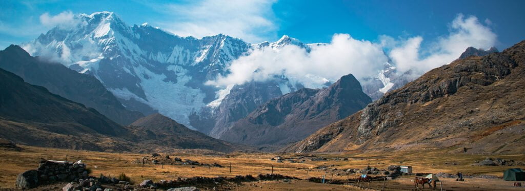 Ausangate Trek and Rainbow Mountain
