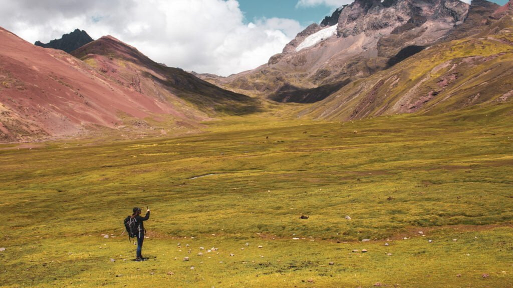 Rainbow Mountain Trek 2 Days