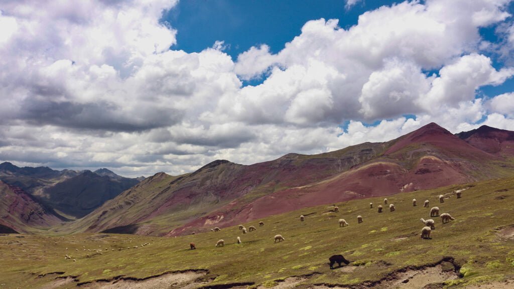 Rainbow Mountain Trek 2 Days